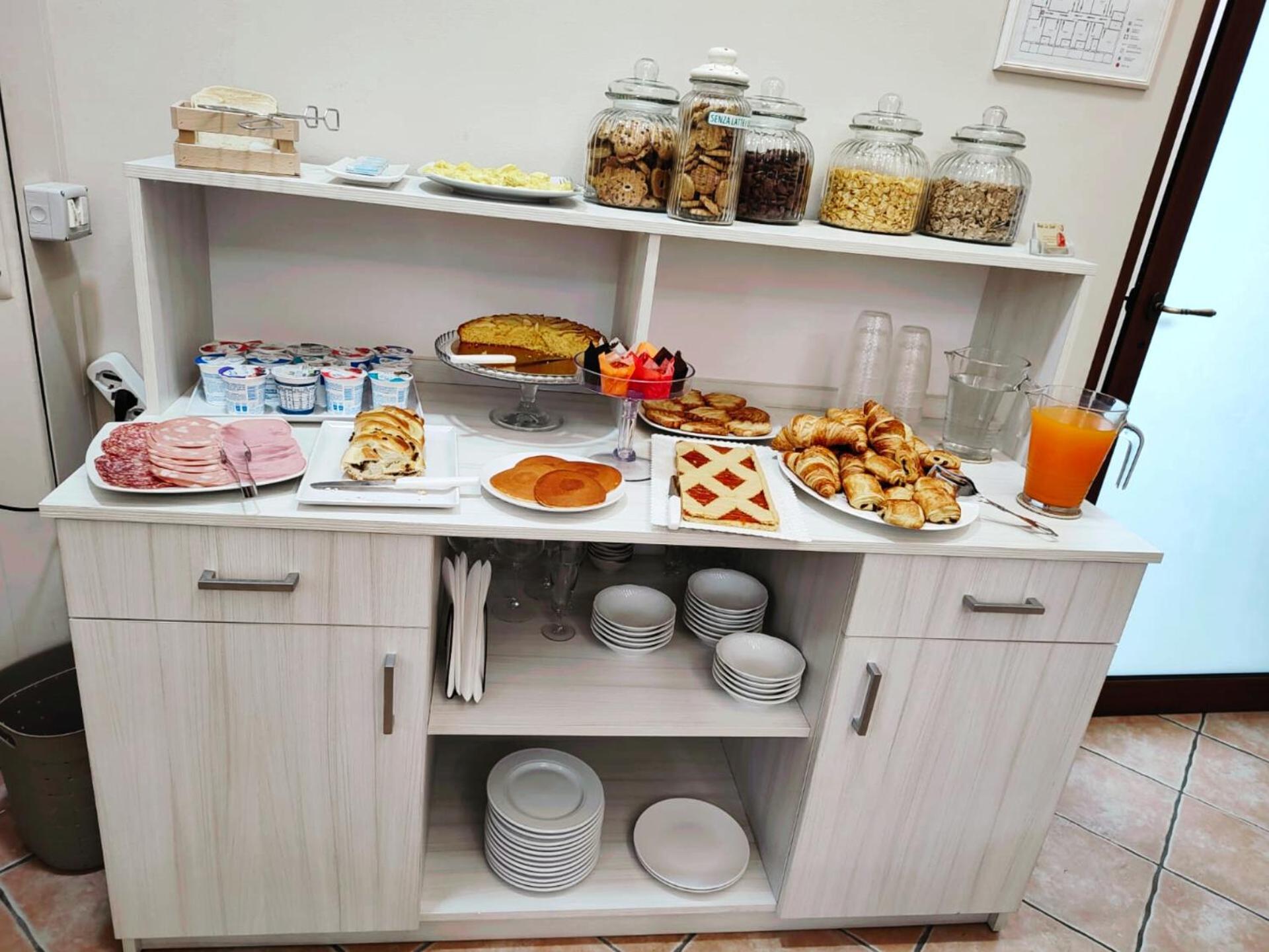 Hotel Piscina La Suite Prossedi Dış mekan fotoğraf